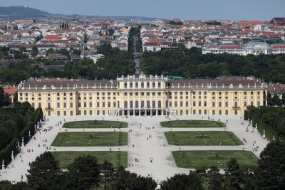 schoenbrunn palace
