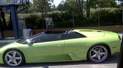 2006-2008 Lamborghini Murcielago LP640 roadster (except that side scoop is wrong).