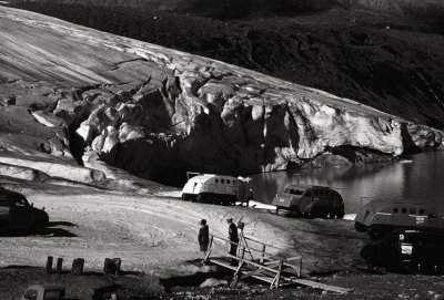 Athabasca Glacier, Columbia Icefields, Jasper National Park, Alberta