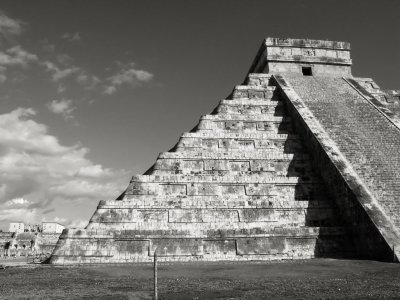 Pyramid of Kukulcn, Chichen Itza, Mexico
