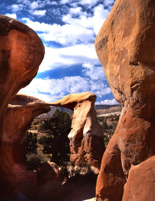Metate Arch, Devils Garden