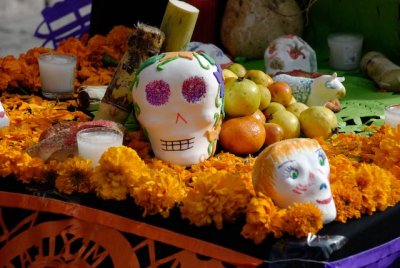 DIA DE MUERTES ALTAR