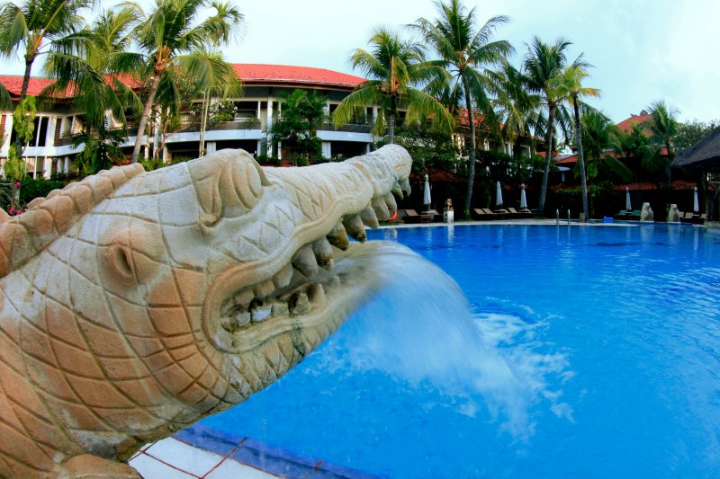 Santika Pool #2