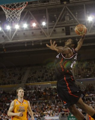 NBL South Dragons v Melbourne Tigers 08Feb09