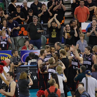 NBL_GF5_225_w.JPG