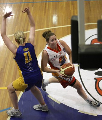08-02-02_WNBL_33_IMG_4003_w.jpg