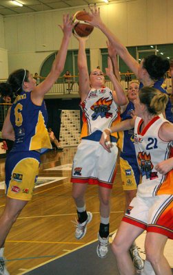 WNBL Bulleen Boomers v Townsville Fire 02Feb08