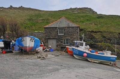The Winch House at Mullion Harbour