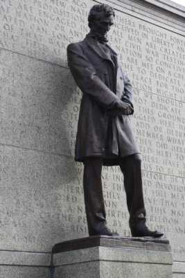 Statute of Abraham Lincon Inscription is the Gettysburg Address