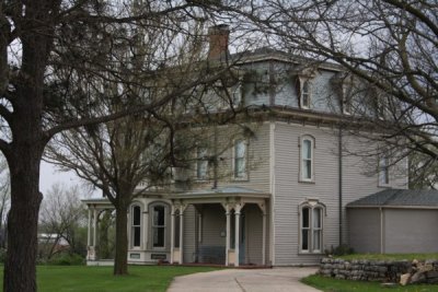 Cattle-Hughes Mansion