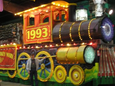 shows size of float with Rolf standing by wheel
