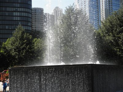 water fountain w/dancing waters