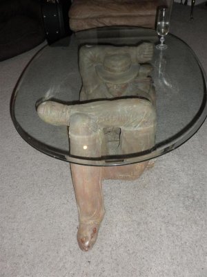 I found this coffeetable interesting
