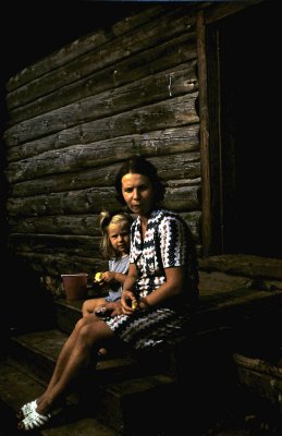 1976-19.jpg