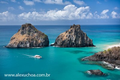 Baia dos Porcos, Fernando de Noronha, Pernambuco 8284 090914.jpg