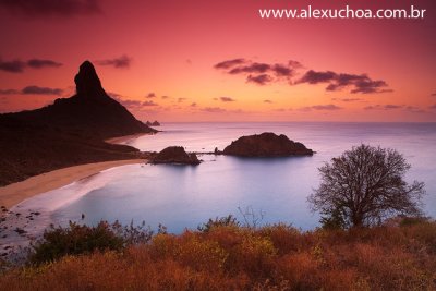 Mirante Forte dos Remedios, Praia do Cachorro e Conceicao, Fernando de Noronha