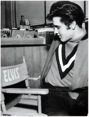 Elvis at Pop Tunes