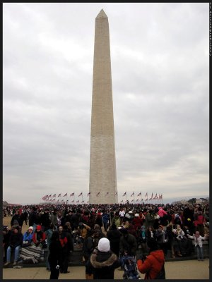 People are still pouring in from the Washington Monument side
