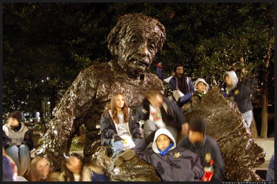 Students of a Florida high school band are all over the Einstein statue.