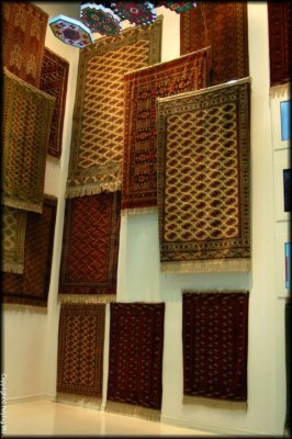 Qatar: traditional rugs
