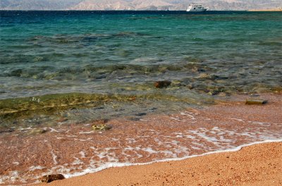 Red Sea - Aqaba - Other side: Egypt and Israel