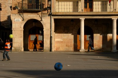 Floating Ball - El Burgo de Osma