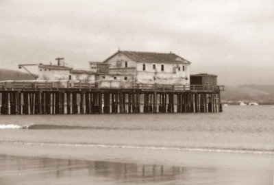 Romeos Pier Sepia.jpg