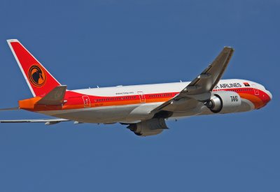 D2-TEF TAAG Angola Airlines Boeing 777-2M2/ER