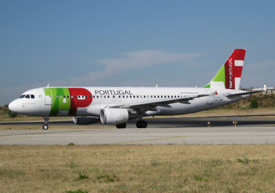 CS-TNT TAP Portugal Airbus A320-214  (cn 4095)