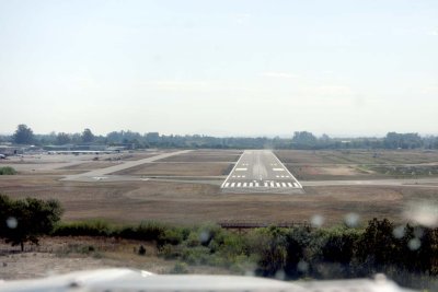 Rwy 14 - Short Final