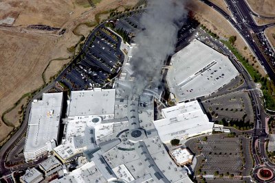 Roseville Galleria Fire 002