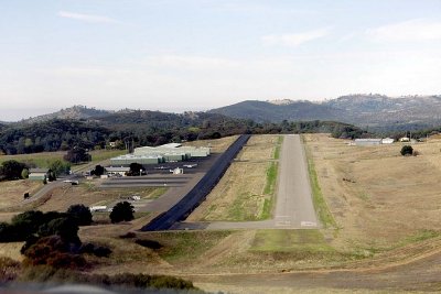 Mariposa Airport