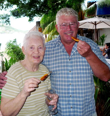 P1090749partyn.JPG
