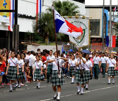 IMG_8633Marchers.JPG