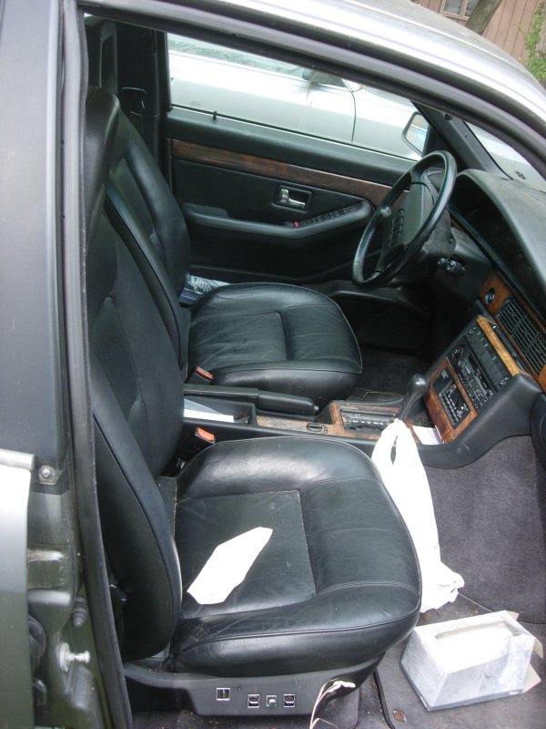 V82 Pass Front Interior.JPG