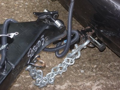 S8 hitch closeup.jpg