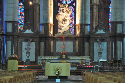 12 High Altar D3005406.jpg