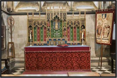 22 Side Chapel Altar D3011455.jpg