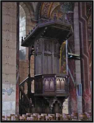 26 Pulpit 88000494.jpg