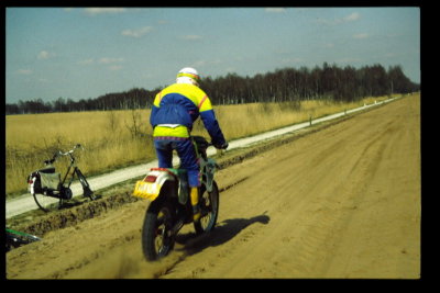 19930328 06 motorcrosser.JPG