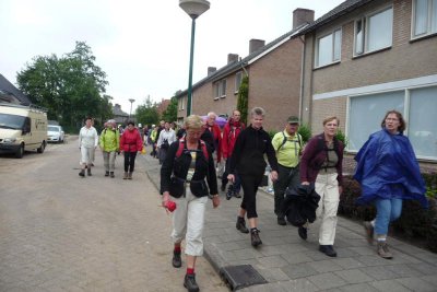 2. Start wandeling Lieshout 18-07-09.JPG