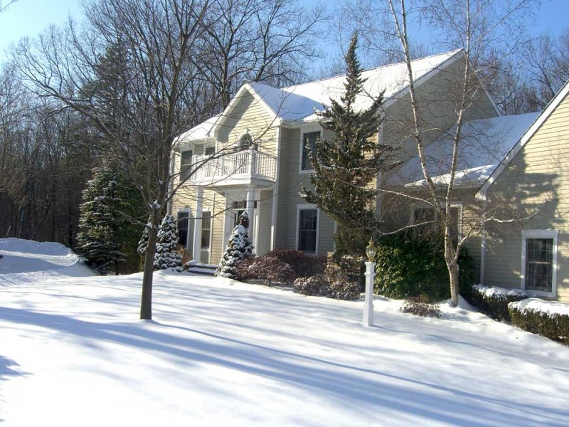 jansnow_front.jpg