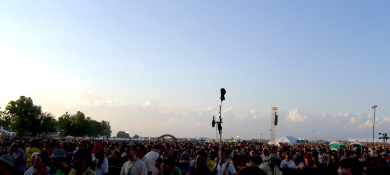 roo09_backmain.jpg