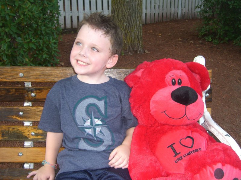lakeC_gavinBear.jpg