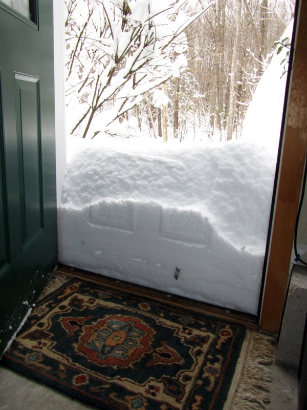 snow_sideDoor.jpg