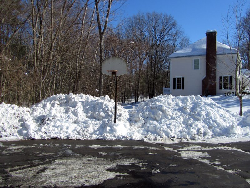 driveway_snow.jpg