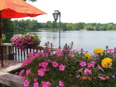 farmingtonCT_woodenTap.jpg