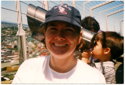 heather_spaceneedle99.jpg