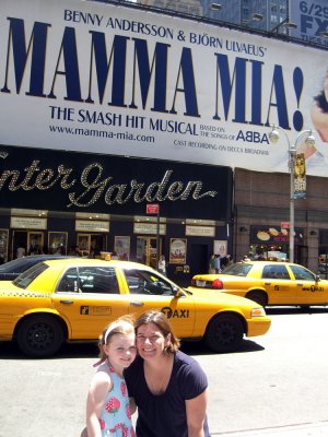 nyc_momellie2.jpg