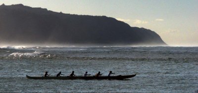 Sculling into Waialua Bay